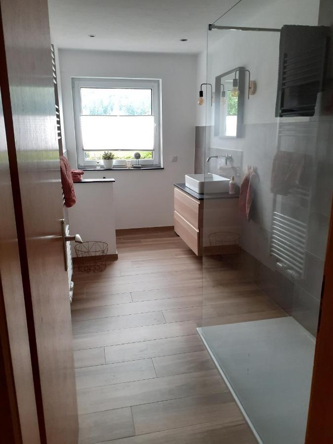 Moderne Familienfreundliche Wohnung Am Waldrand Von Pruem Mit Terrasse Exteriér fotografie