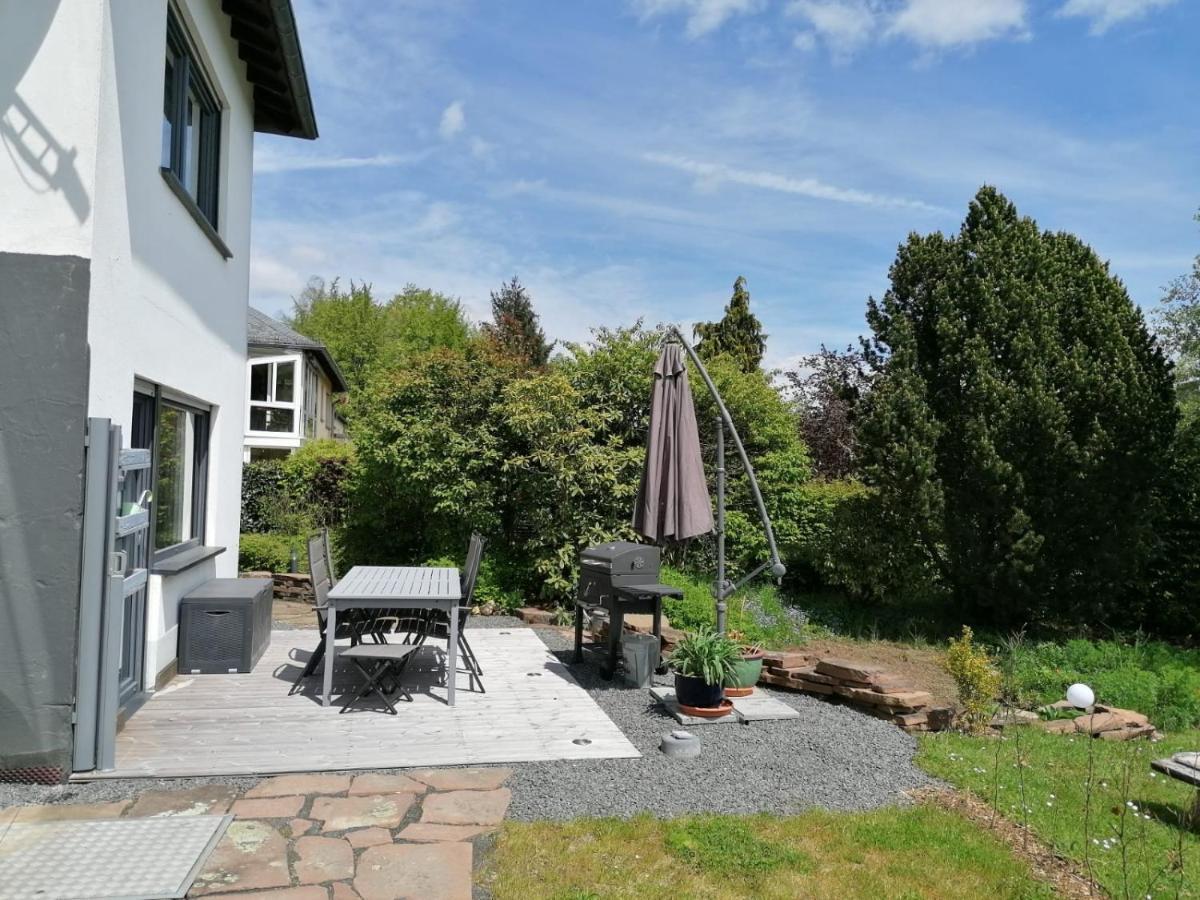 Moderne Familienfreundliche Wohnung Am Waldrand Von Pruem Mit Terrasse Exteriér fotografie